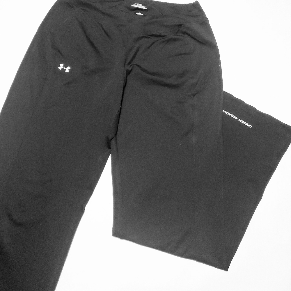 Light weight nylon athletic pants